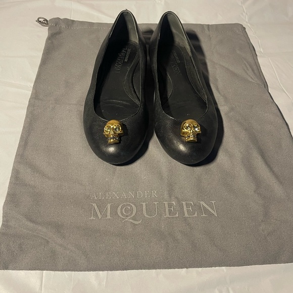 Alexander McQueen Shoes - Alexander McQueen Black Flats with Jeweled Gold Skull Detail. Like New